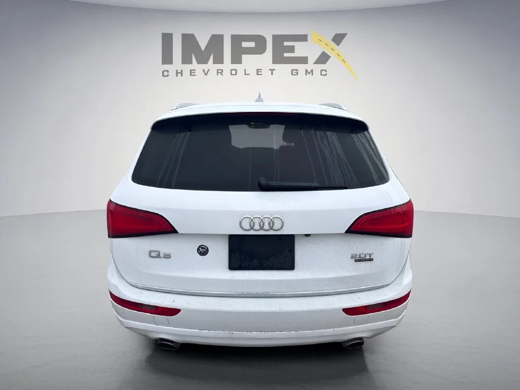 Used 2017  Audi Premium image 4