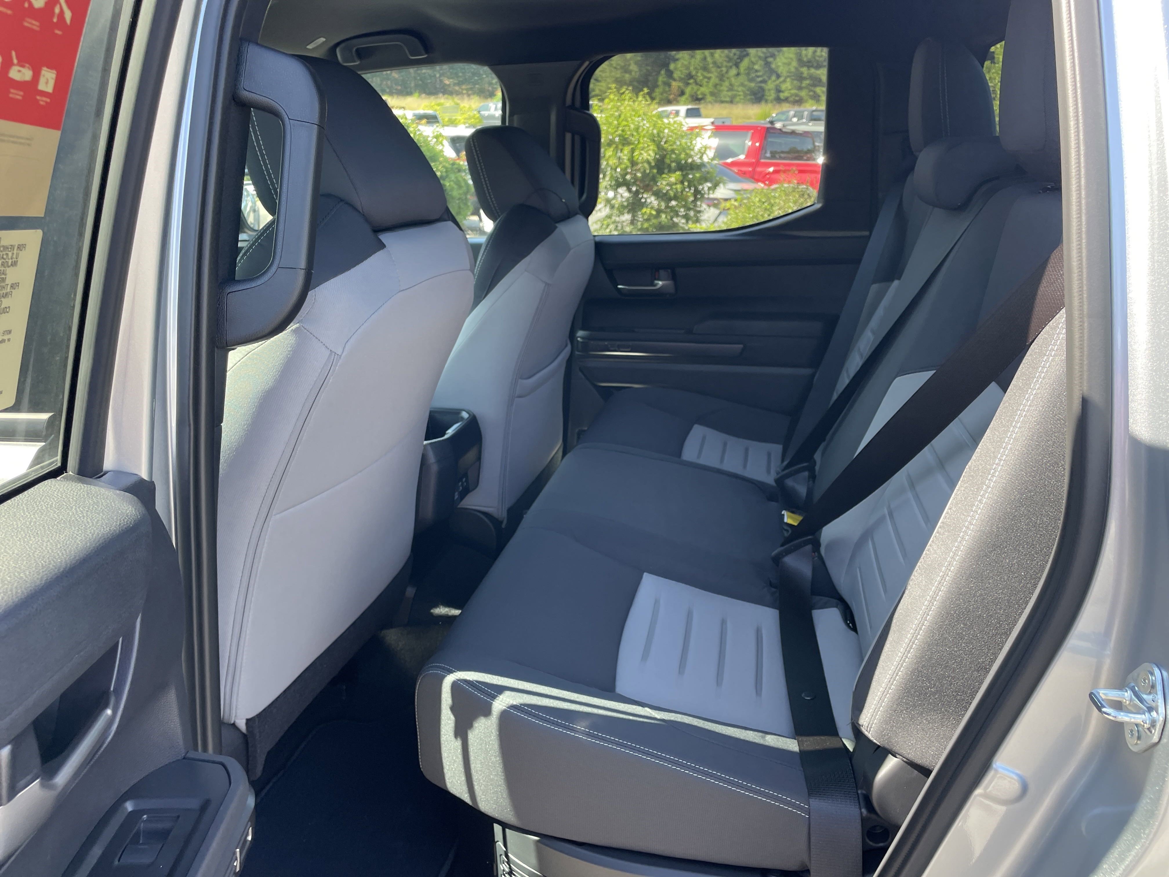 2025 Toyota Tacoma TRD Off Road - Photo 13