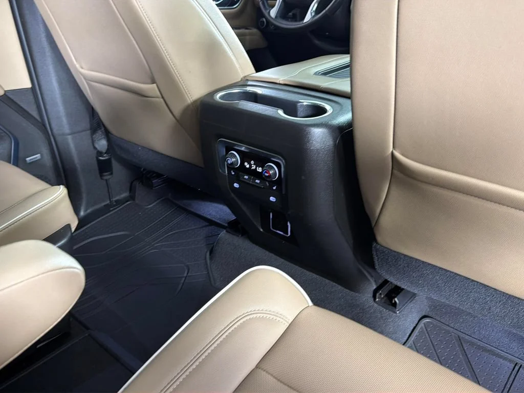 Certified Used 2021 IRIDESCENT PEARL TRICOAT Chevrolet Premier image 35