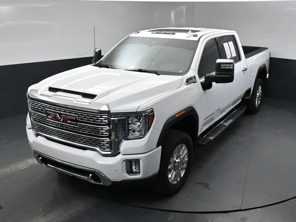 Certified Used 2020 White GMC Denali image 38