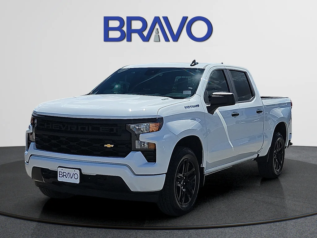 Used 2025 Summit White Chevrolet Custom image 1