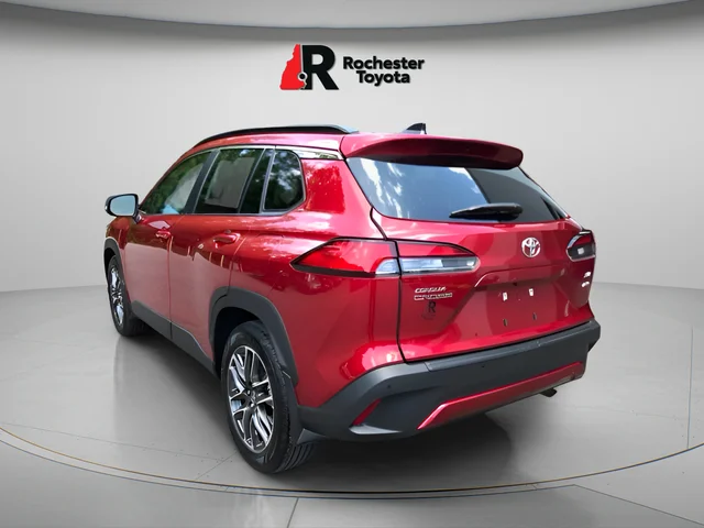 Used 2026 Red Toyota XLE image 5