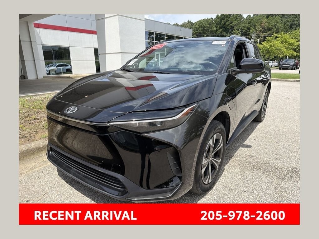 Used 2024 Black Toyota XLE image 1