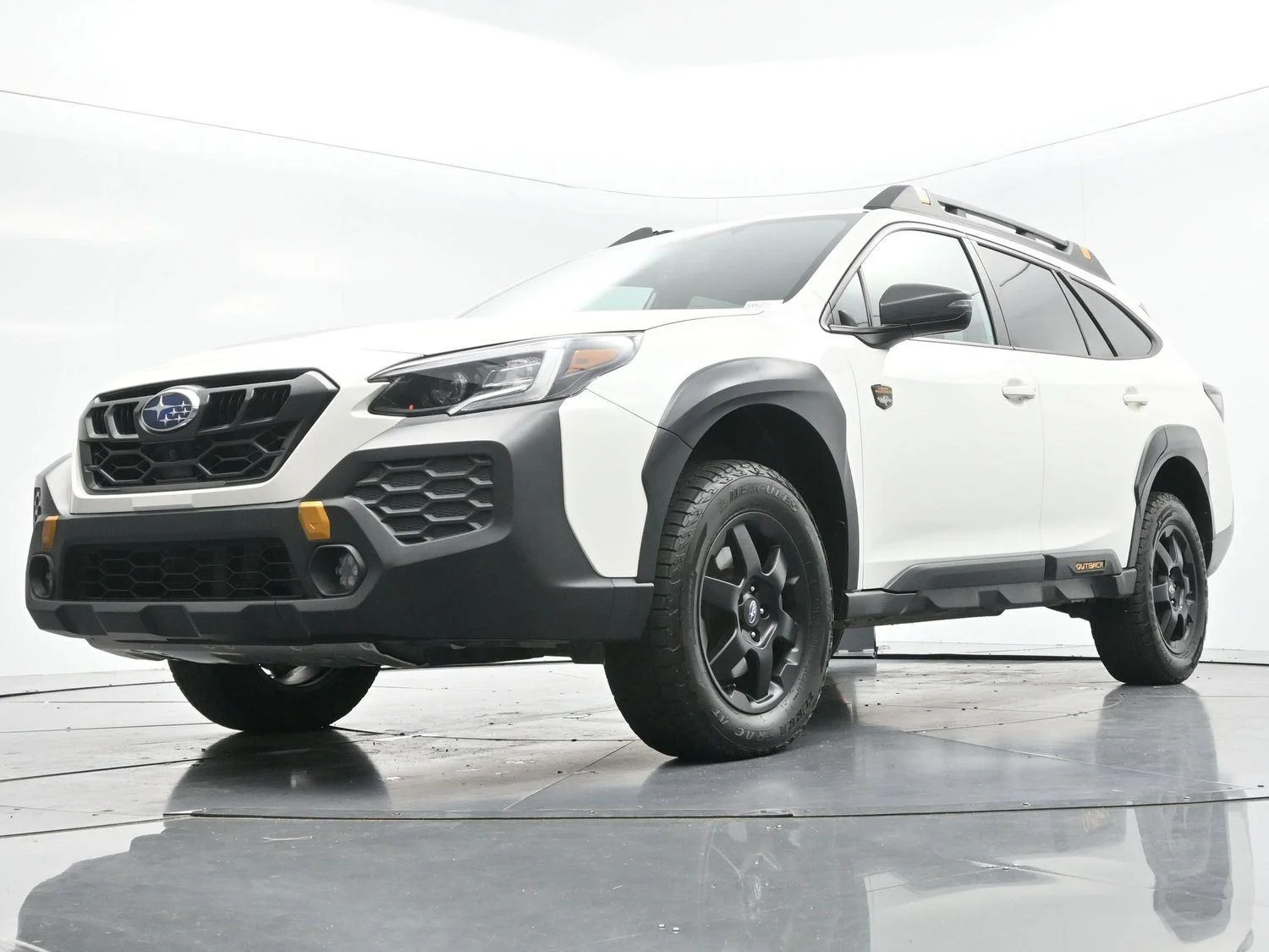 Used 2024 Crystal White Pearl Subaru Wilderness image 43