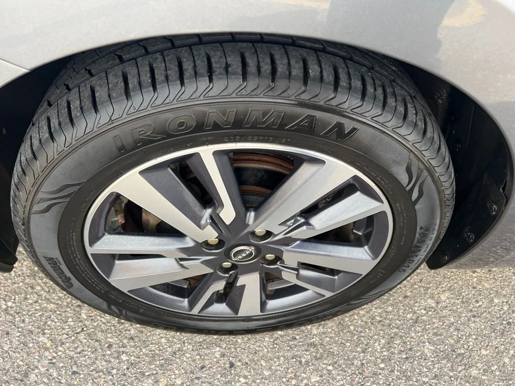 Used 2023 Gun Metallic Nissan 1.6 SV image 31