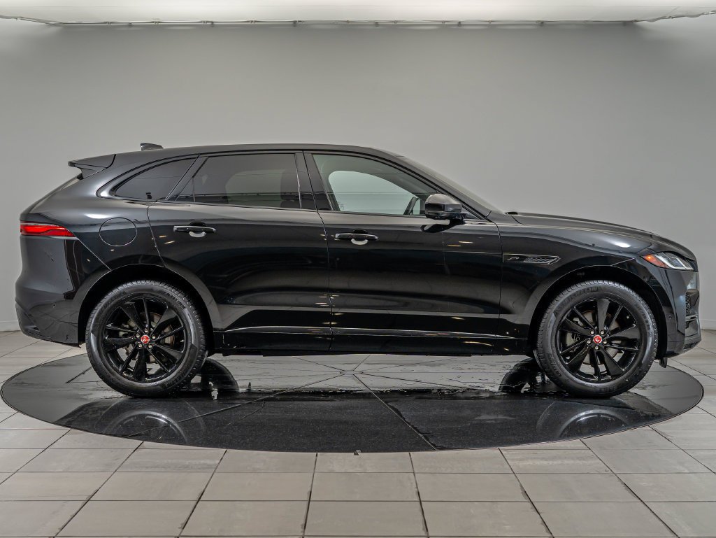 Used 2021 Santorini Black Metallic Jaguar P250 S image 4