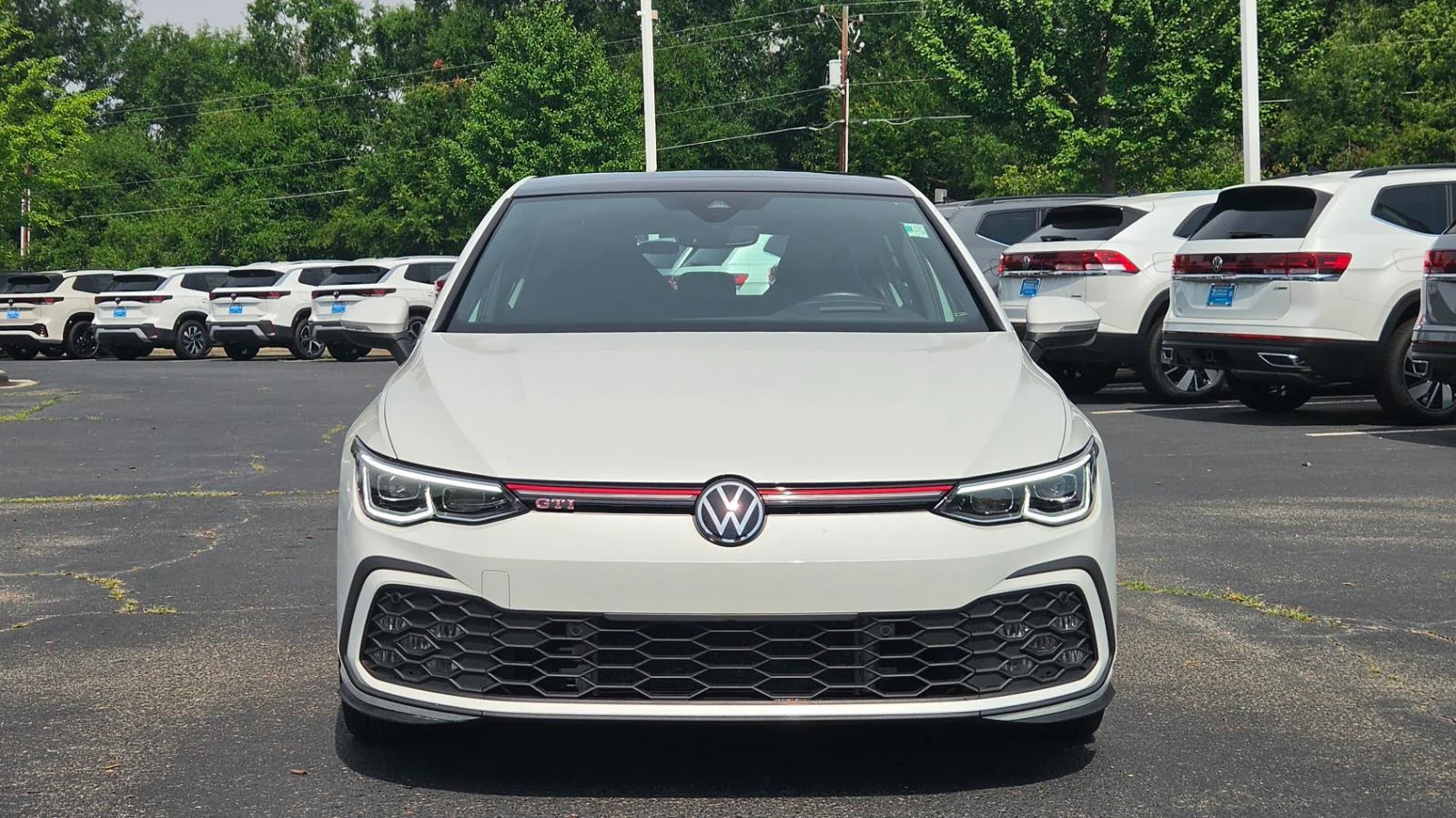 Used 2023 Opal White Pearl Volkswagen Autobahn image 13