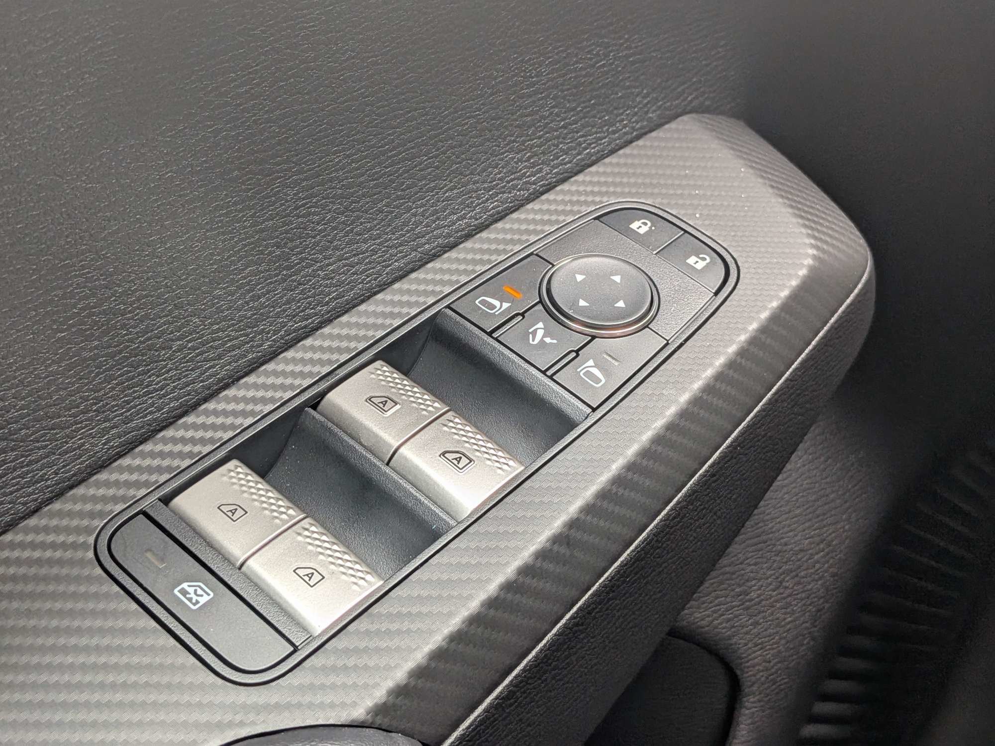 New 2026 Gray Nissan Platinum image 28