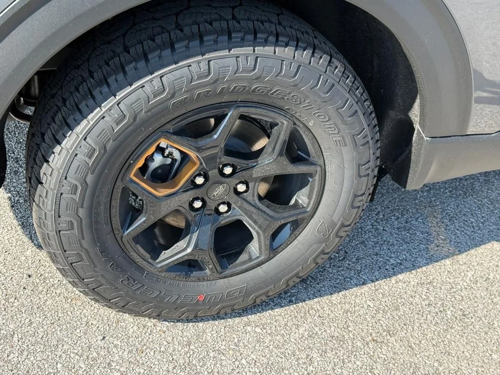 New 2026 Carbonized Gray Metallic Ford Tremor® image 5
