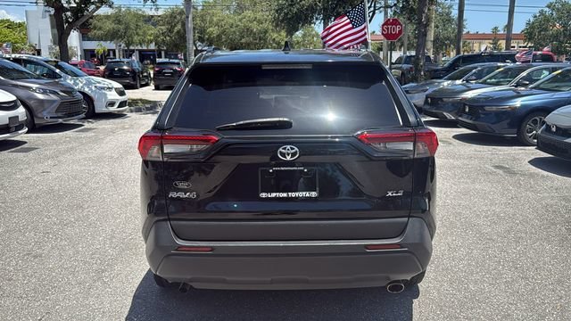 2022 Toyota RAV4 6