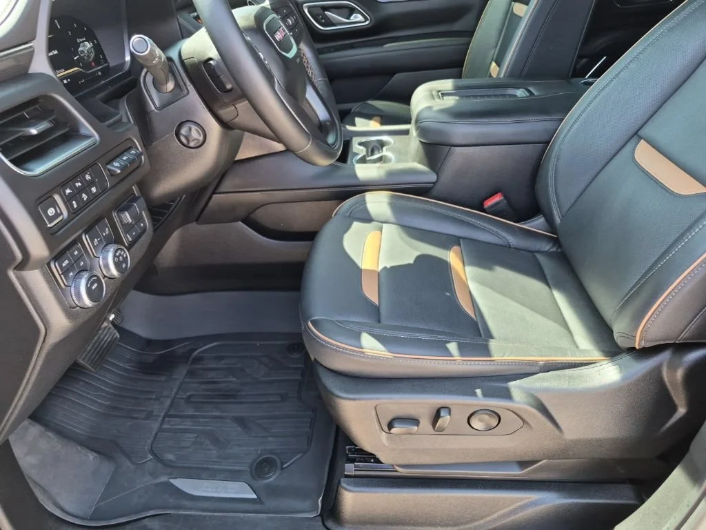 2024 GMC Yukon AT4 - Photo 39