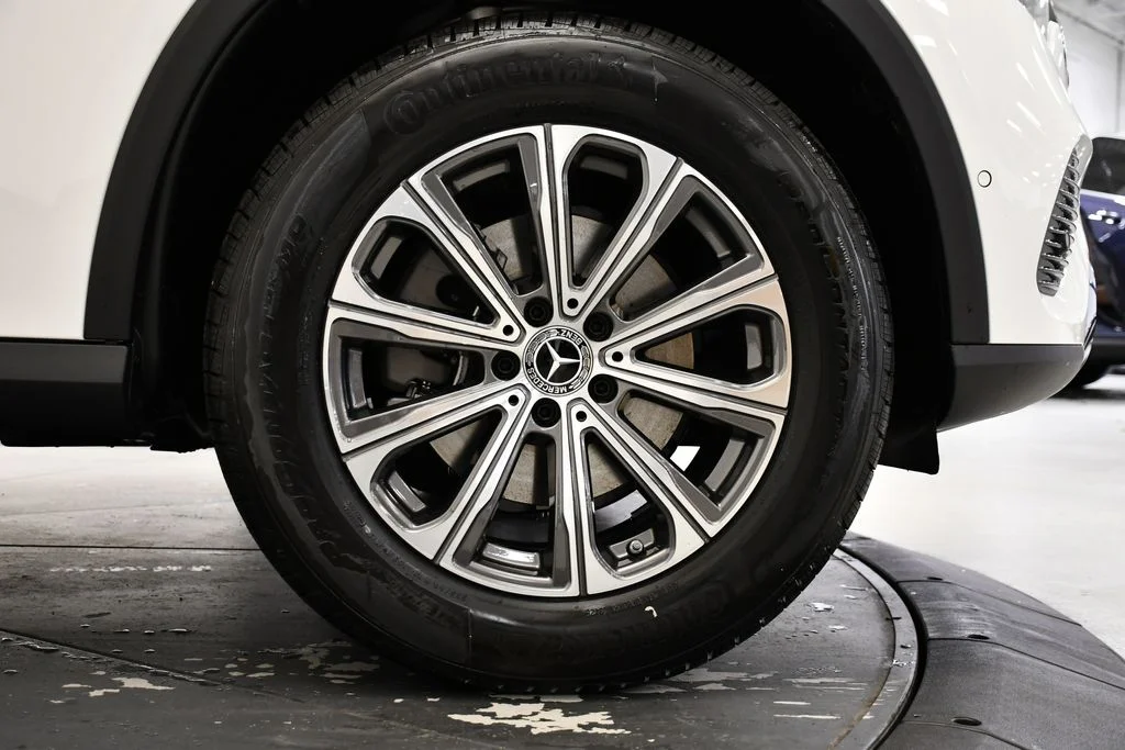 2026 Mercedes-Benz GLC Base - Photo 16