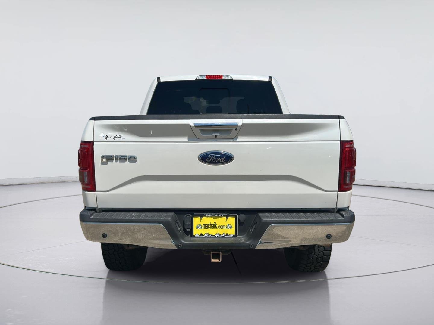 Used 2016 White Platinum Metallic Tri-Coat Ford Lariat image 5
