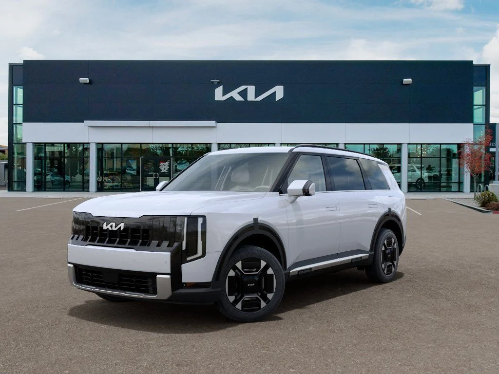 New 2027 White Kia EX image 1