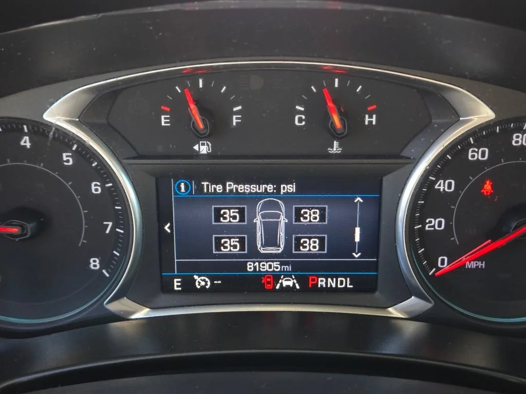 Used 2021 SILVER ICE METALLIC Chevrolet LT image 21