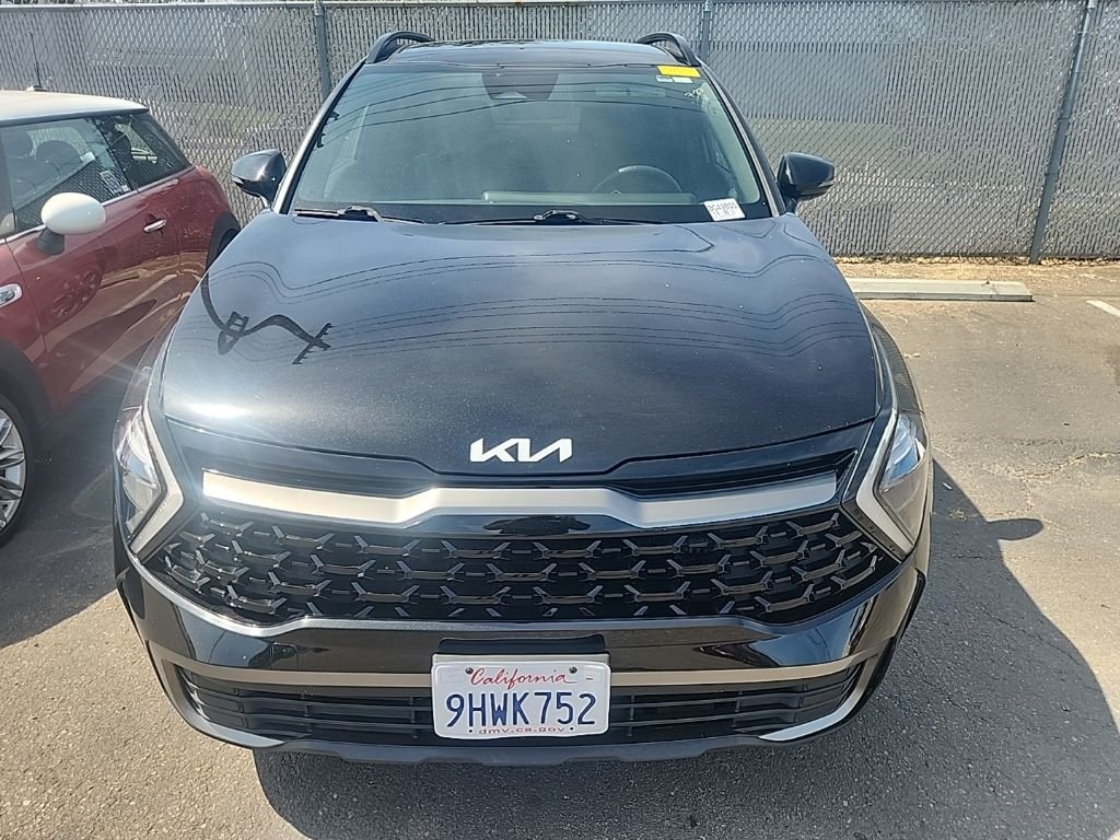 Used 2023 Black Kia X-Line image 2