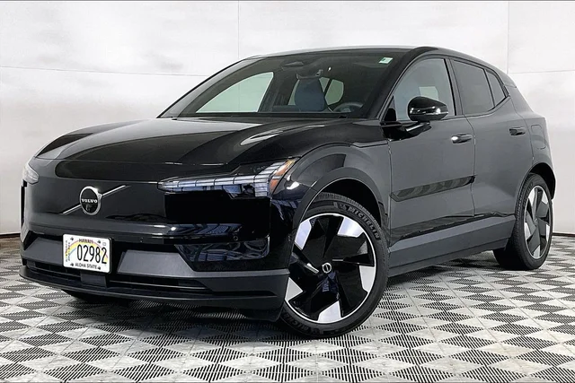 2025 Volvo EX30 Twin Motor Performance Ultra