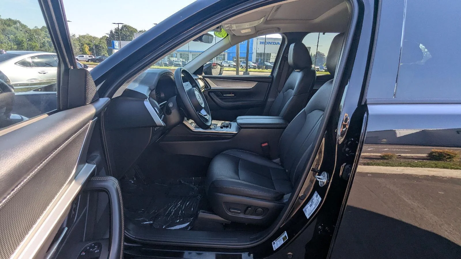 2024 Mazda CX-90 Preferred Package - Photo 19