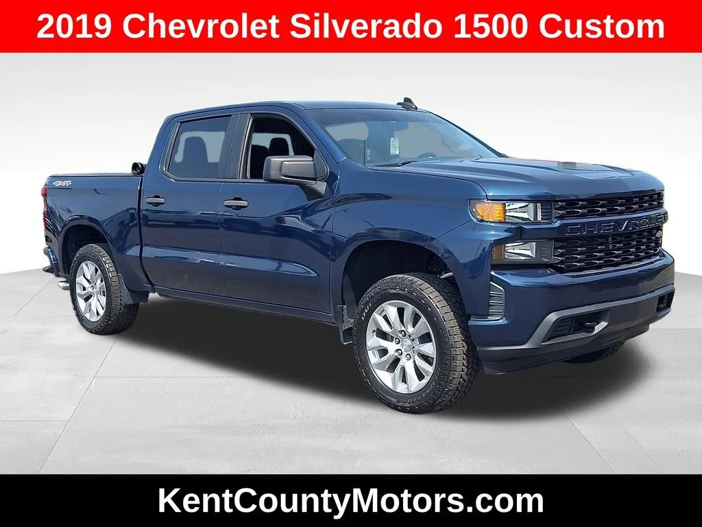Used 2019 NORTHSKY BLUE METALLIC Chevrolet Custom image 1