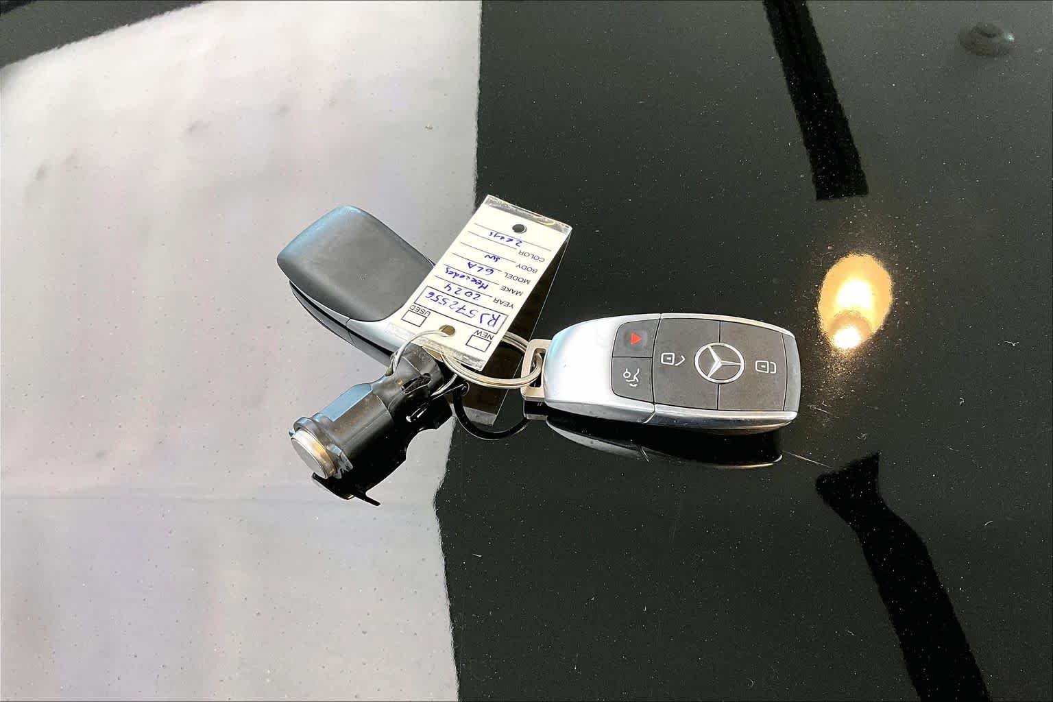 Used 2024 Night Black Mercedes-Benz GLA 250 image 13