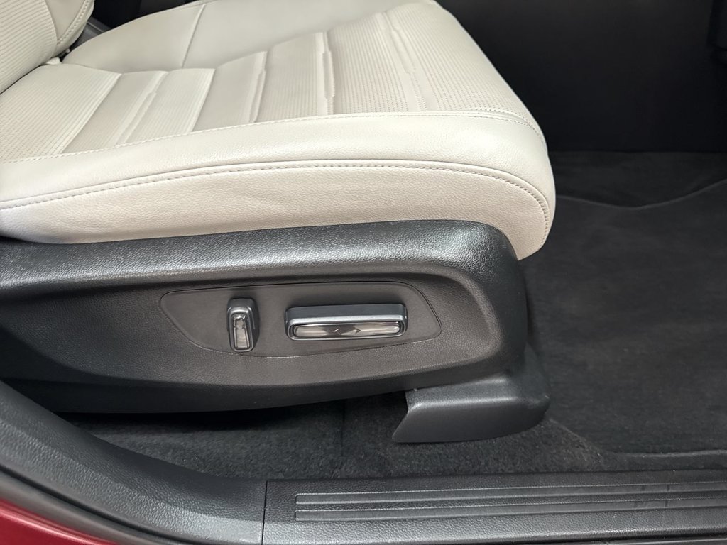2025 Honda CR-V EX-L - Photo 19