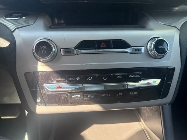 Used 2024 Black Metallic Ford XLT image 12