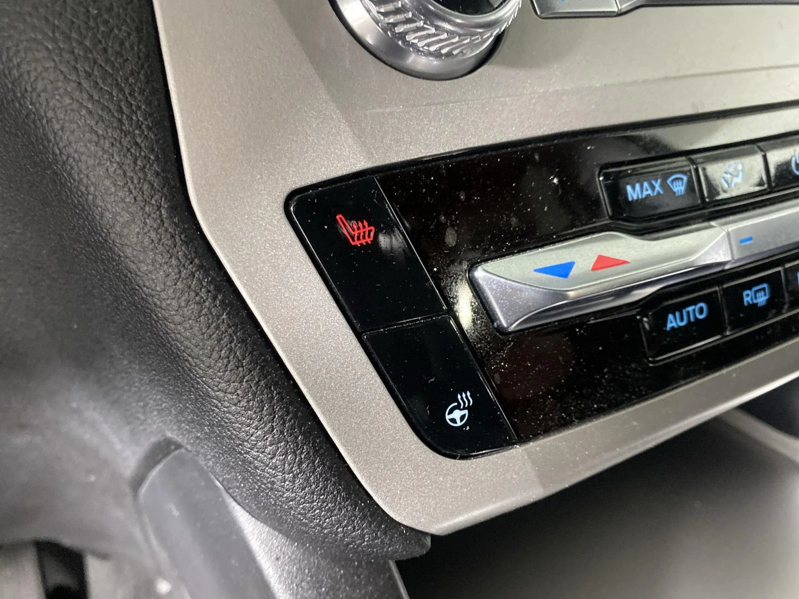 Used 2023 Iconic Silver Ford XLT image 23