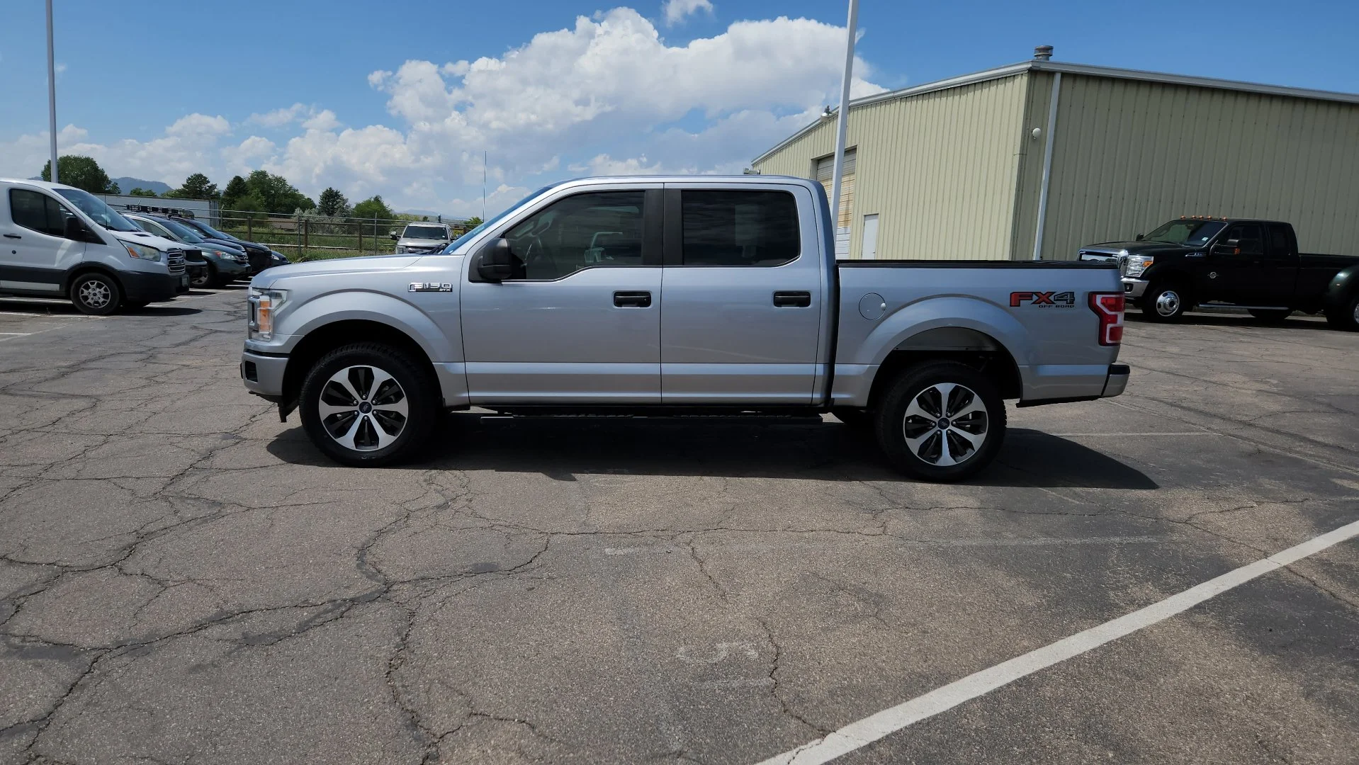 Used 2020 Silver Metallic Ford XL image 4