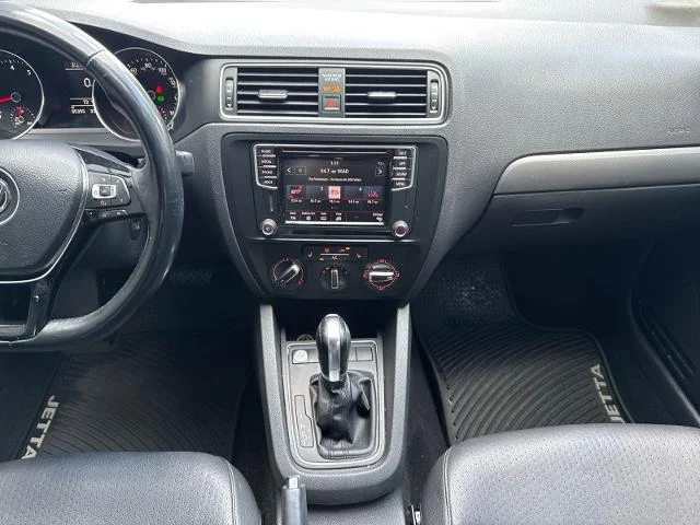 Used 2018 Platinum Gray Metallic Volkswagen  image 26