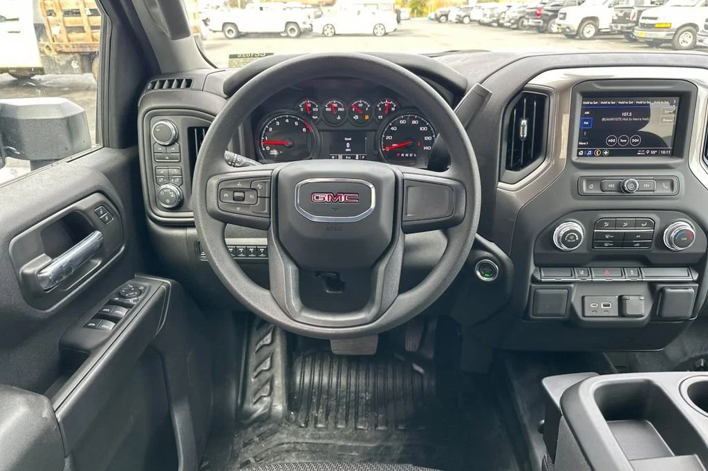 2024 GMC Sierra 3500HD Pro - Photo 12
