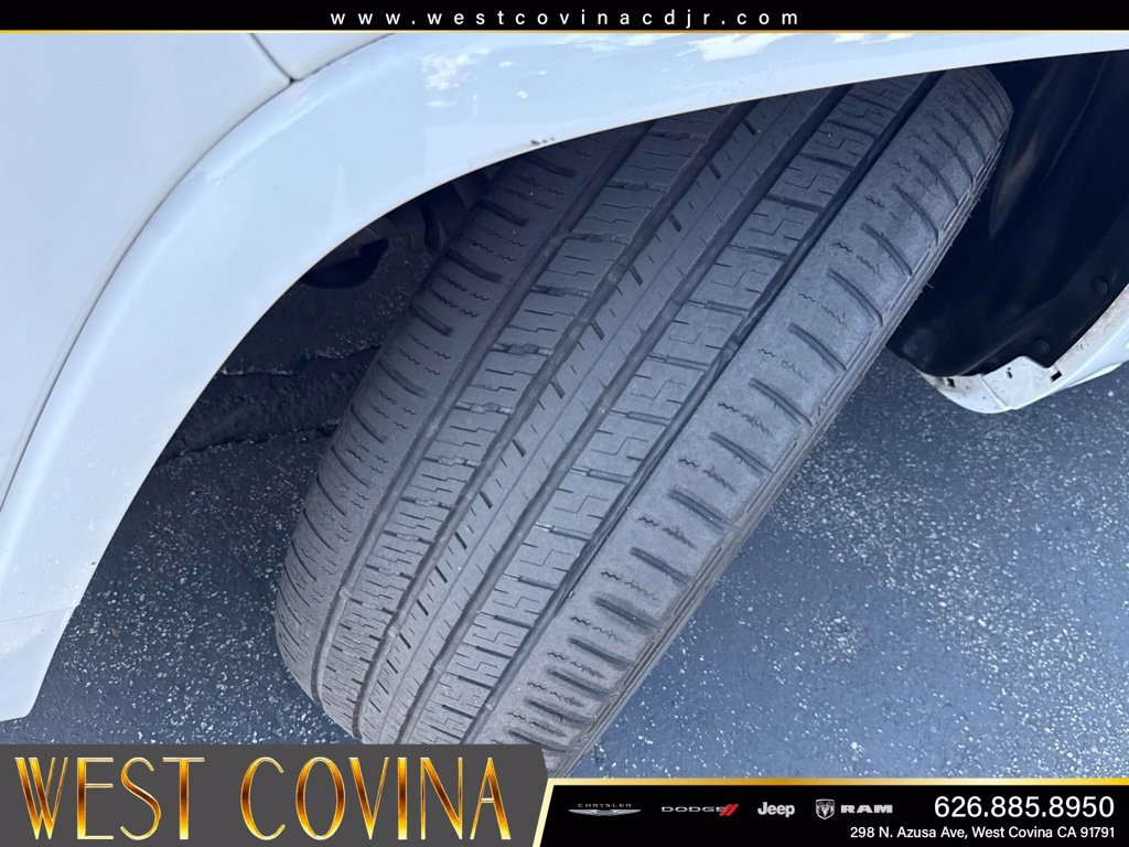 Certified Used 2016 White Jeep Overland image 30