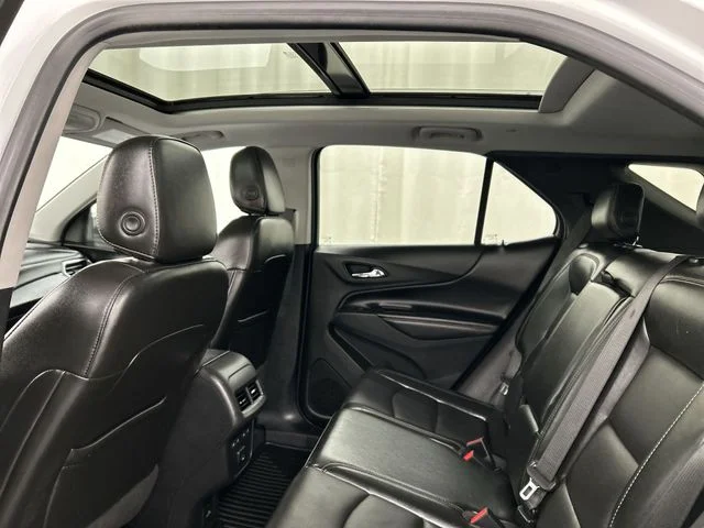 Used 2019 White Chevrolet Premier image 28