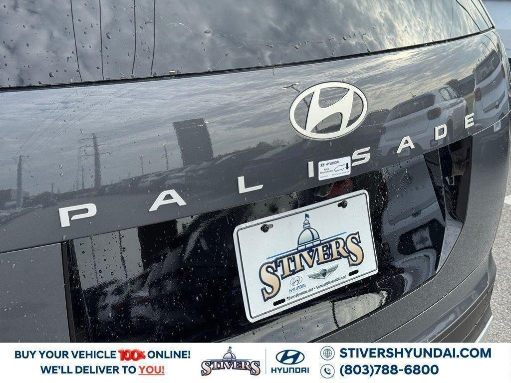 New 2026 Gray Hyundai SE FWD image 16