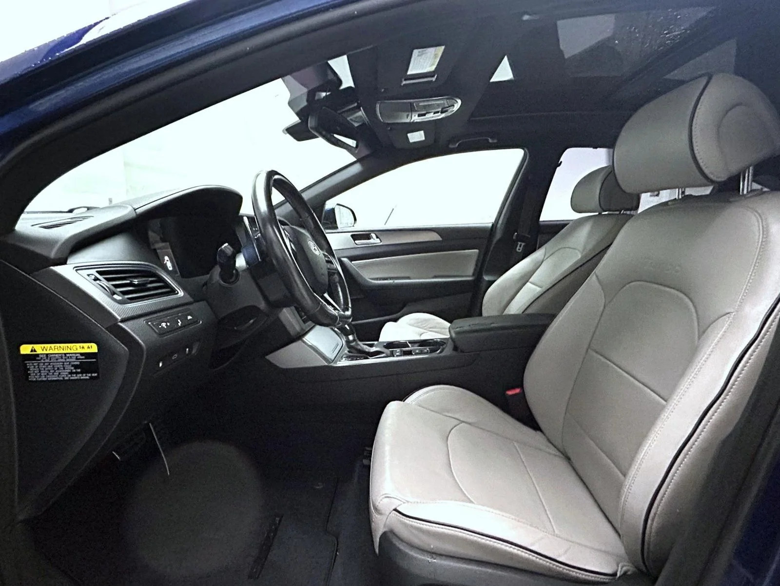 Used 2015 Blue Hyundai Limited image 10