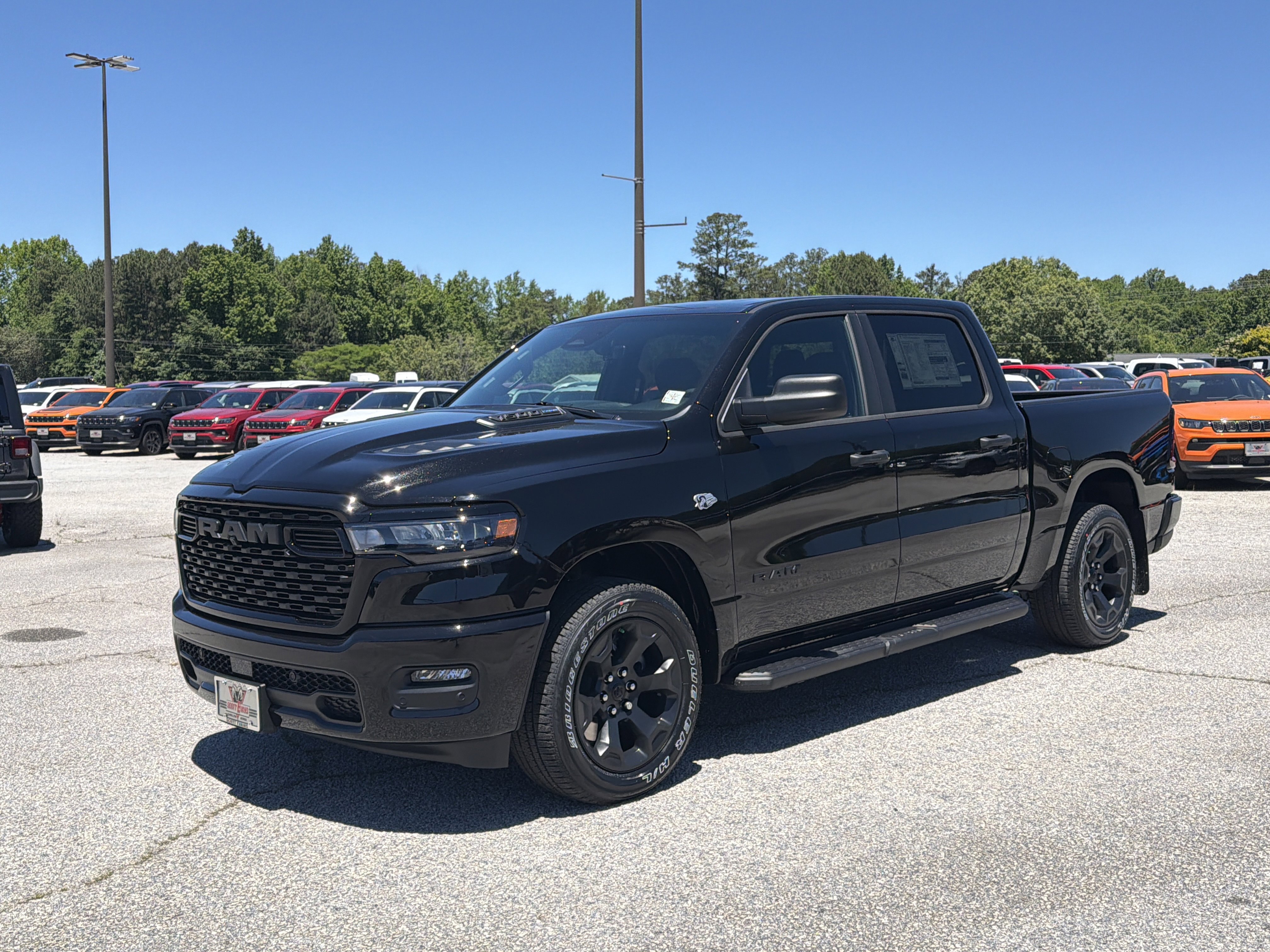 New 2026 Diamond Black Crystal Pearl-Coat Exterior Paint RAM Express image 4