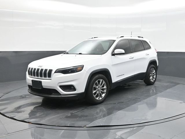 Used 2020 White Jeep Latitude Plus image 1