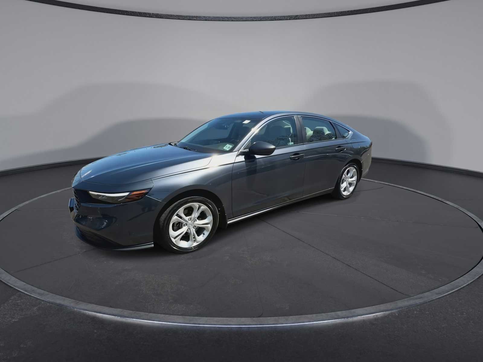 Certified Used 2023 Meteorite Gray Metallic Honda LX image 4