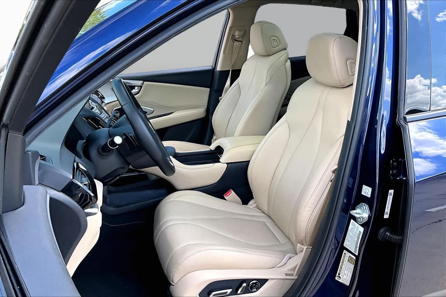 Used 2024 Fathom Blue Pearl Acura  image 8