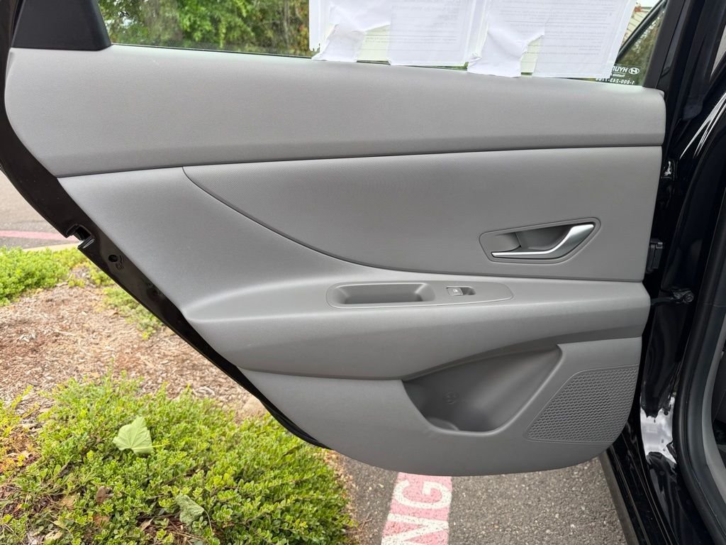 Used 2024 Abyss Black Hyundai SE image 28