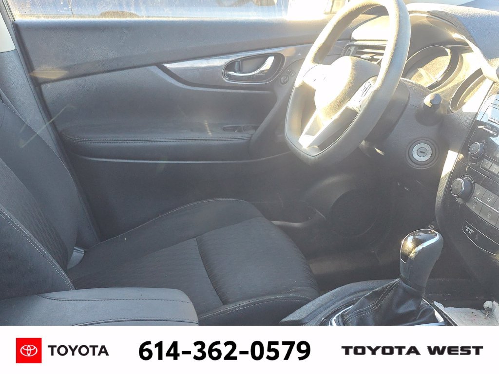 Used 2017 Gray Nissan S image 12