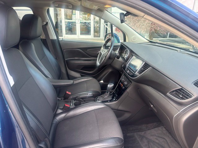 Used 2019 Blue Buick Preferred image 25