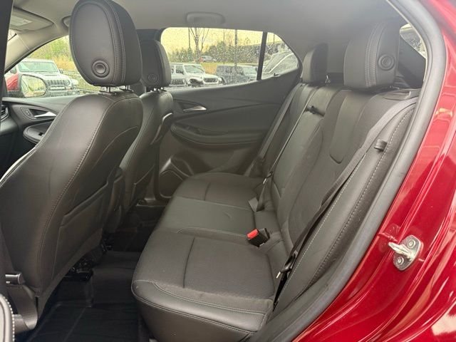 Used 2022 Red Buick Select image 25