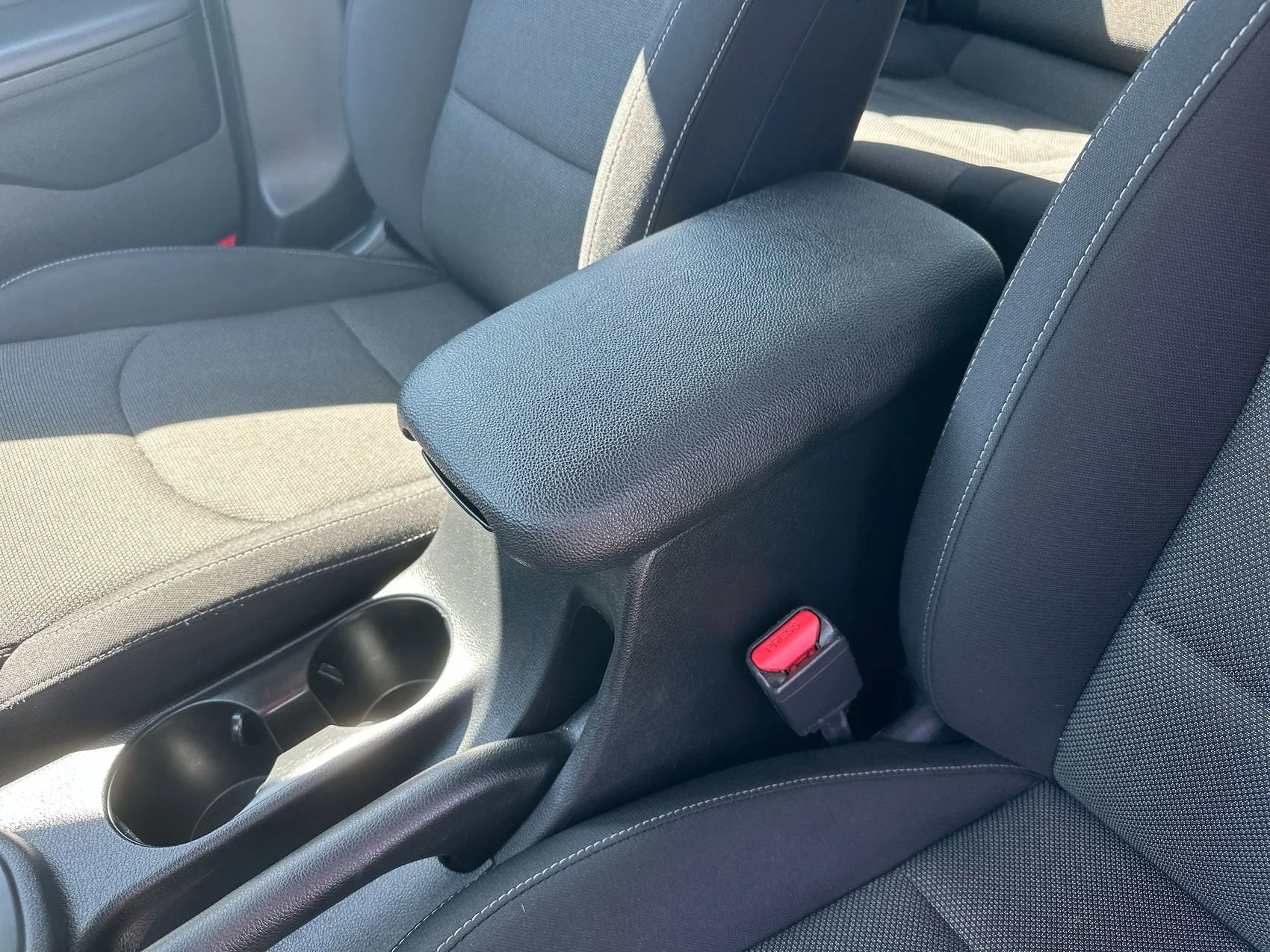 Used 2024 Currant Red Kia LXS image 19