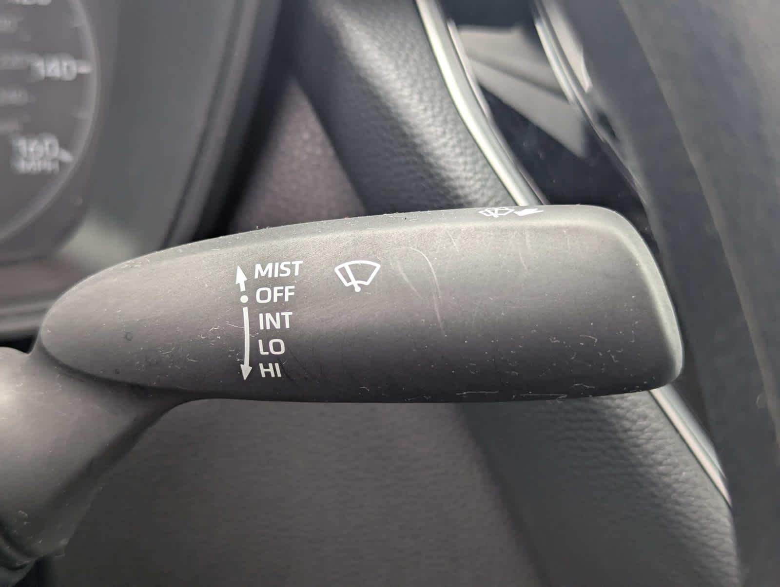 Used 2025 Ice Cap Toyota LE image 32