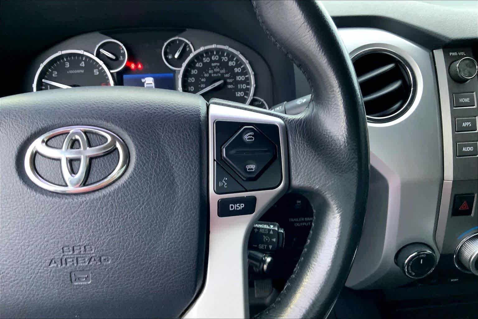 Used 2017 Magnetic Gray Metallic Toyota Limited image 22