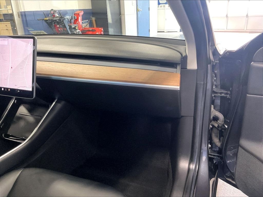 Used 2018 Gray Tesla Long Range image 13