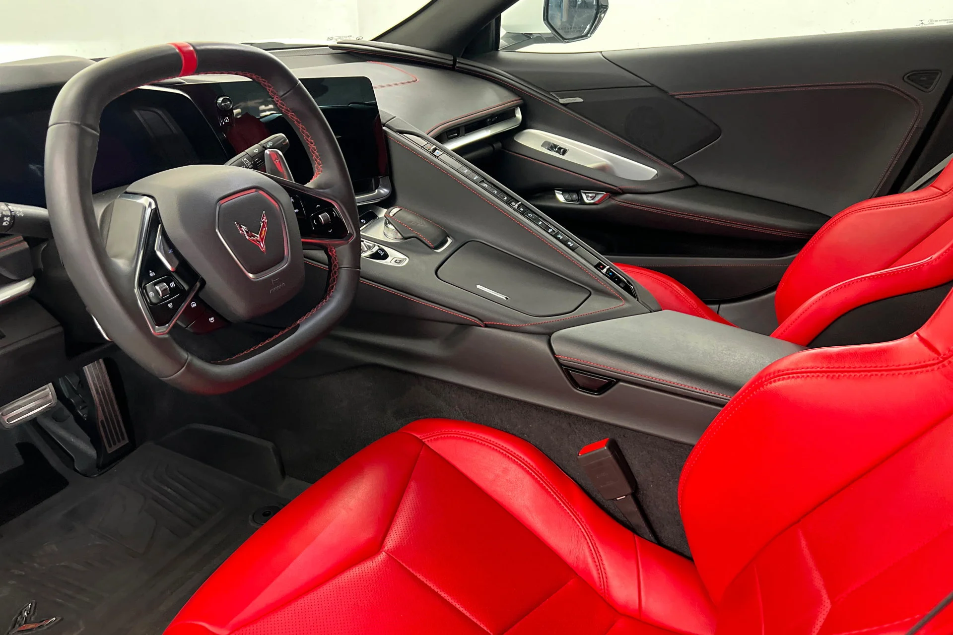 2023 Chevrolet Corvette 1LT - Photo 11