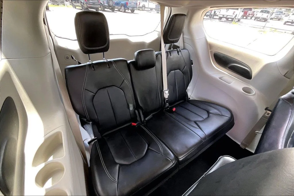 Certified Used 2024 Silver Chrysler Touring L image 37