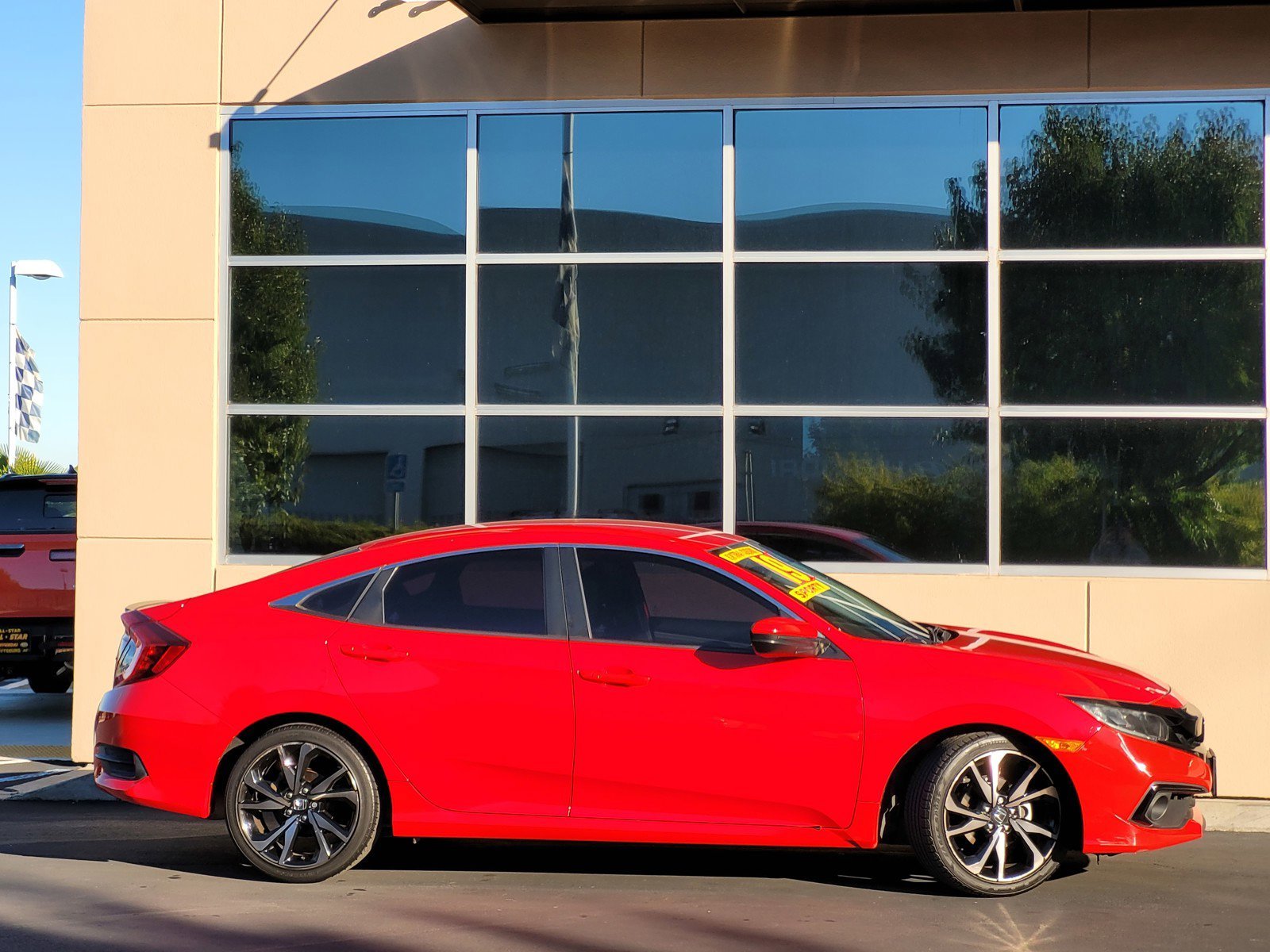 2019 Honda Civic Sport photo 3