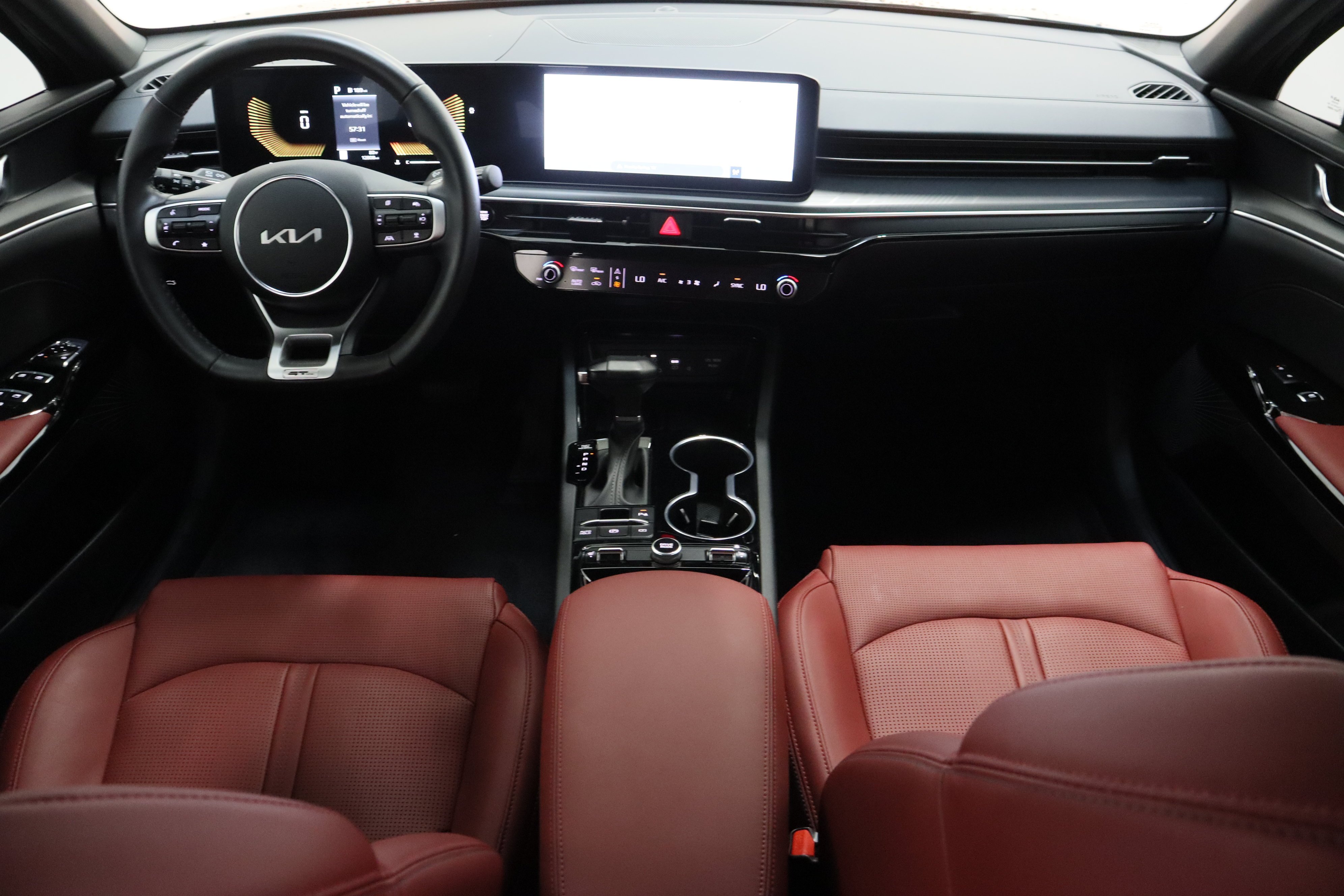 Used 2026 Aurora Black Pearl Kia GT-Line 2.5L image 29